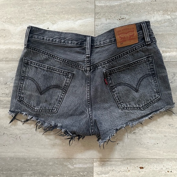 Levi's 501 Original Short - Picture 4 of 5